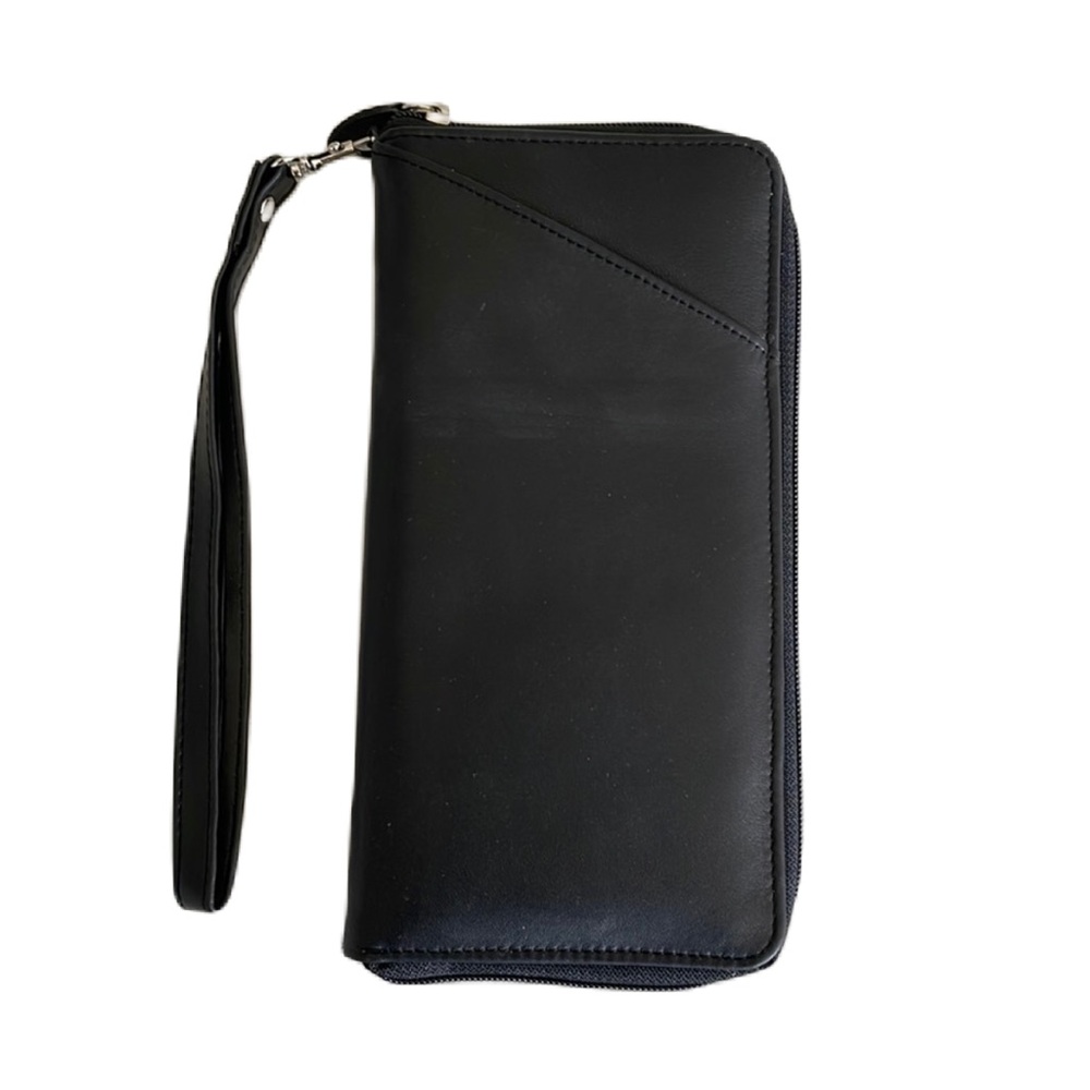 American Tourister Black Leather Passport Document Holder NWT